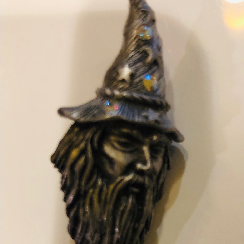 Dumbledore Pin